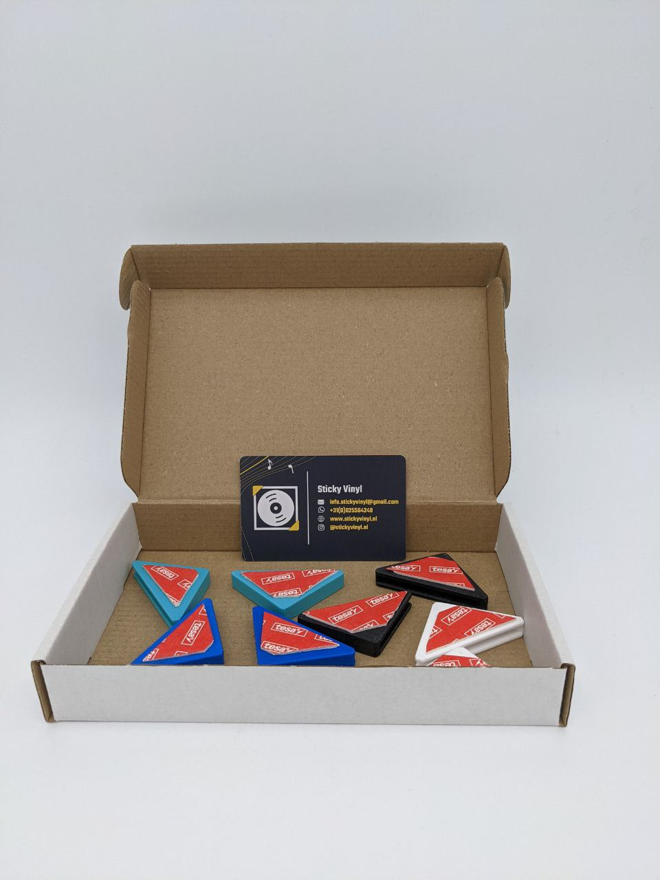 Eerste ophangsysteem Sticky