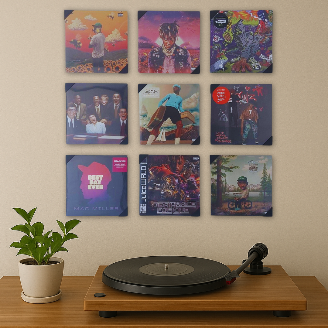 Foto platen aan de muur
